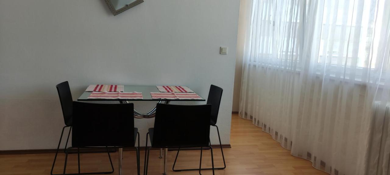 Affordable Studio Near City Center Wenen Buitenkant foto