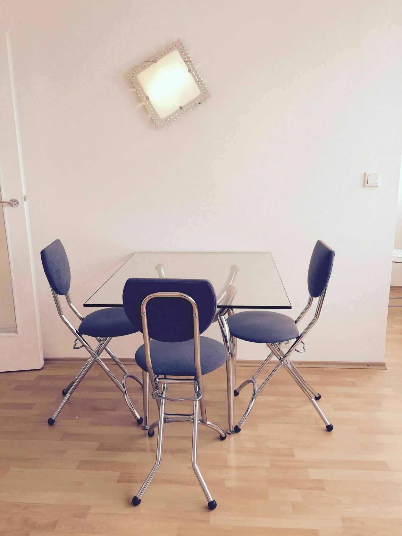 Affordable Studio Near City Center Wenen Buitenkant foto